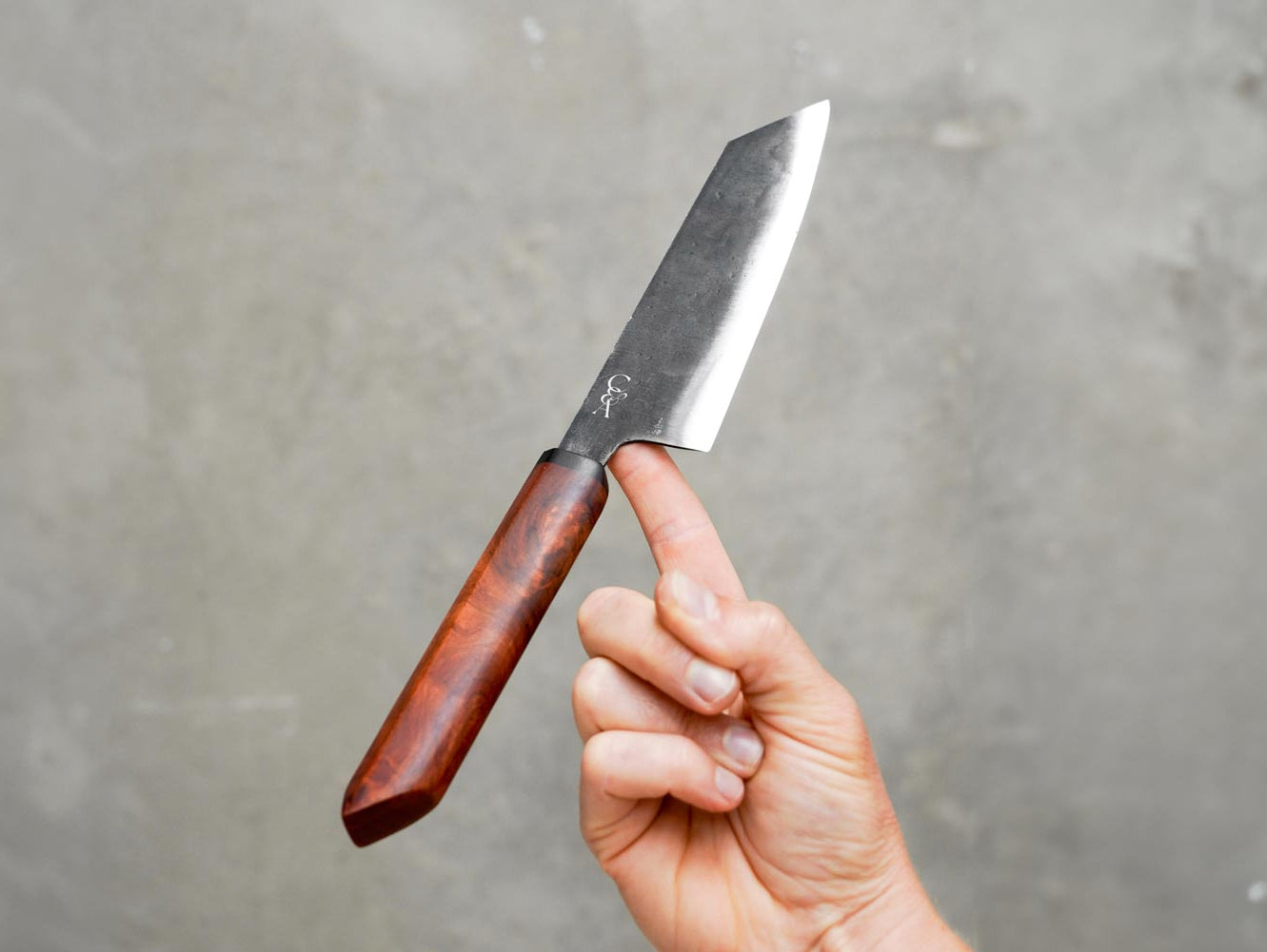 The Importance of Balanced Carbon Steel Knives in Your Kitchen