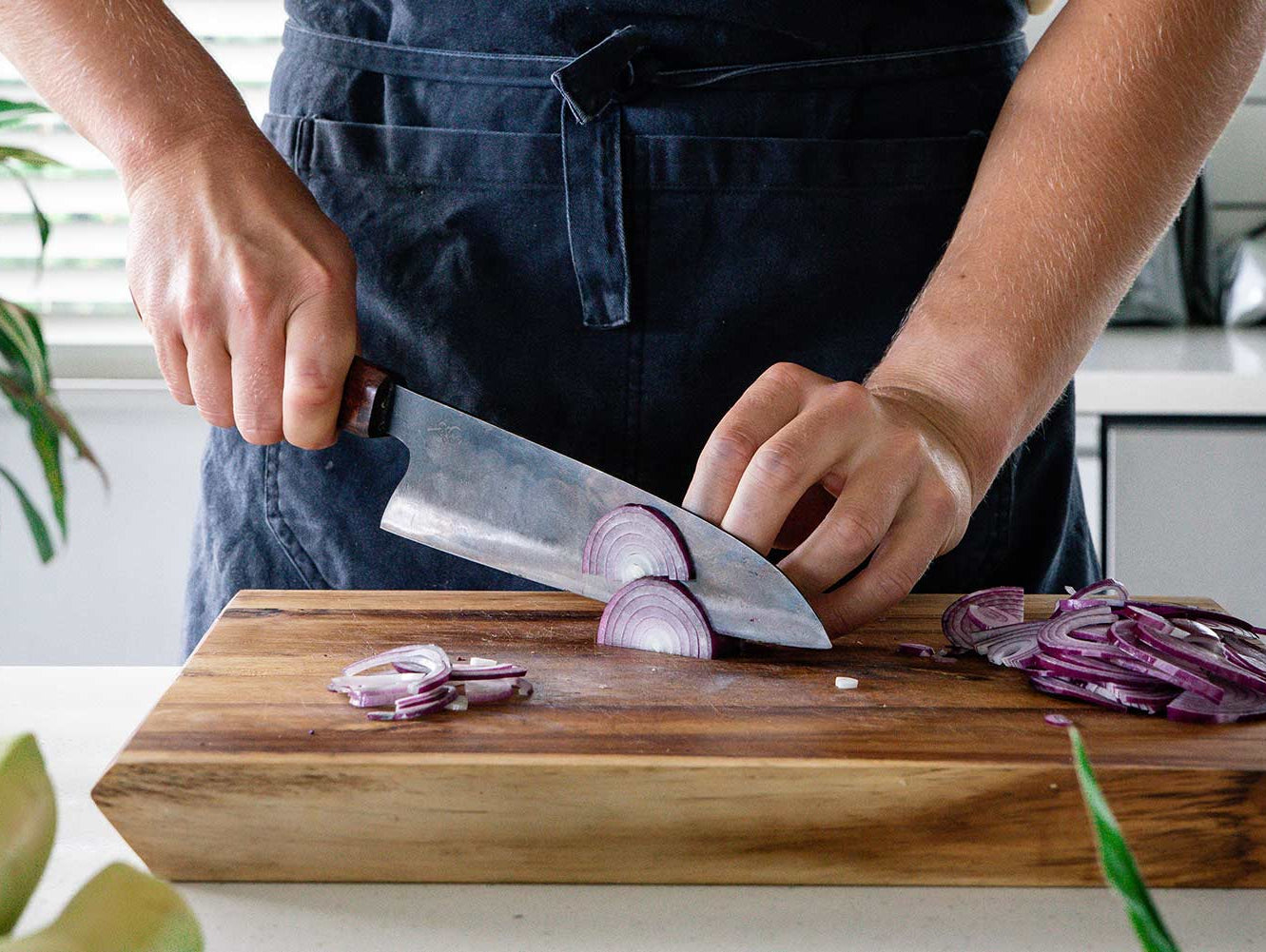 Why Do Knives Go Blunt? And How to Keep Them Sharp.